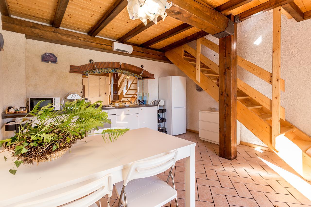 דירות Monti di Villa Casa Dei Ciliegi מראה חיצוני תמונה